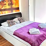Aparthotel Wind Rose Luxury & Spa- With Private Sauna, Gym, Jacuzzi Gdaňsk