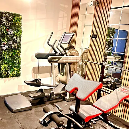 Wind Rose Luxury & Spa- With Private Sauna, Gym, Jacuzzi