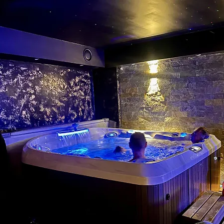 Wind Rose Luxury & Spa- With Private Sauna, Gym, Jacuzzi * Danzig