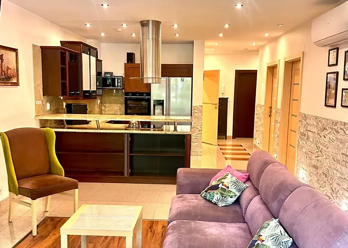 Wind Rose Luxury & Spa- With Private Sauna, Gym, Jacuzzi 4* Gdańsk