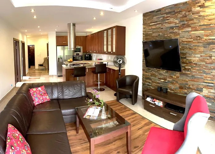 Lägenhetshotell Wind Rose Luxury & Spa- With Private Sauna, Gym, Jacuzzi 4*